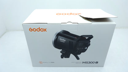 【アウトレット品】Godox MS300-V MS300V スタジオフラッシュ 300Ws GN58 110V 2.4G Bowensマウント 5600±200K 150Wモデリングランプ 日本語説明書 変換タップ クロス付